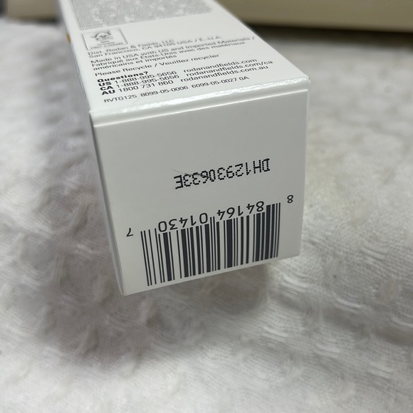 Rodan + Fields reverse intensive 2 brightening toner NIB - Picture 3 of 4